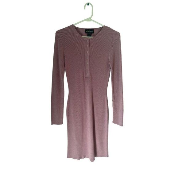 Metro style Dresses & Skirts - Metro style pink knit bodycon button dress size small